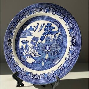 Vintage Churchill Blue Willow Plate 10” blue & white